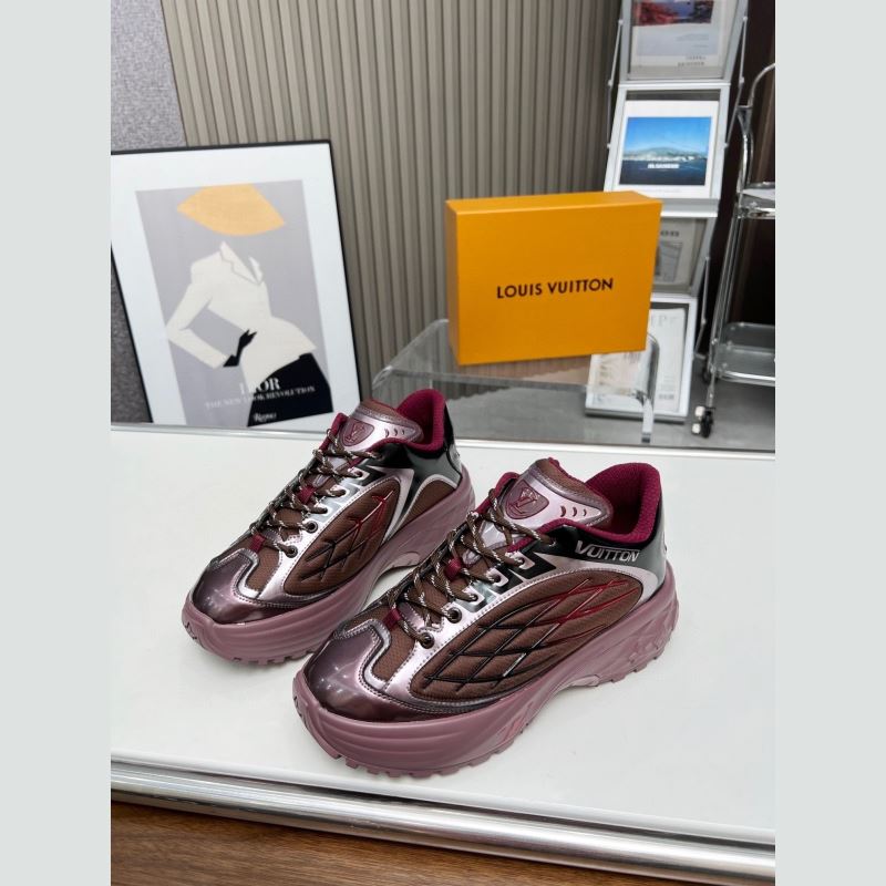 l**is V*t*n sneakers